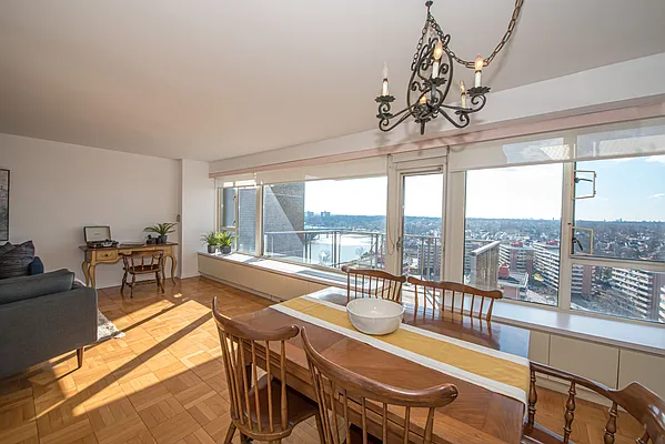 Sold by Lovett Realty, Inc. | media 16