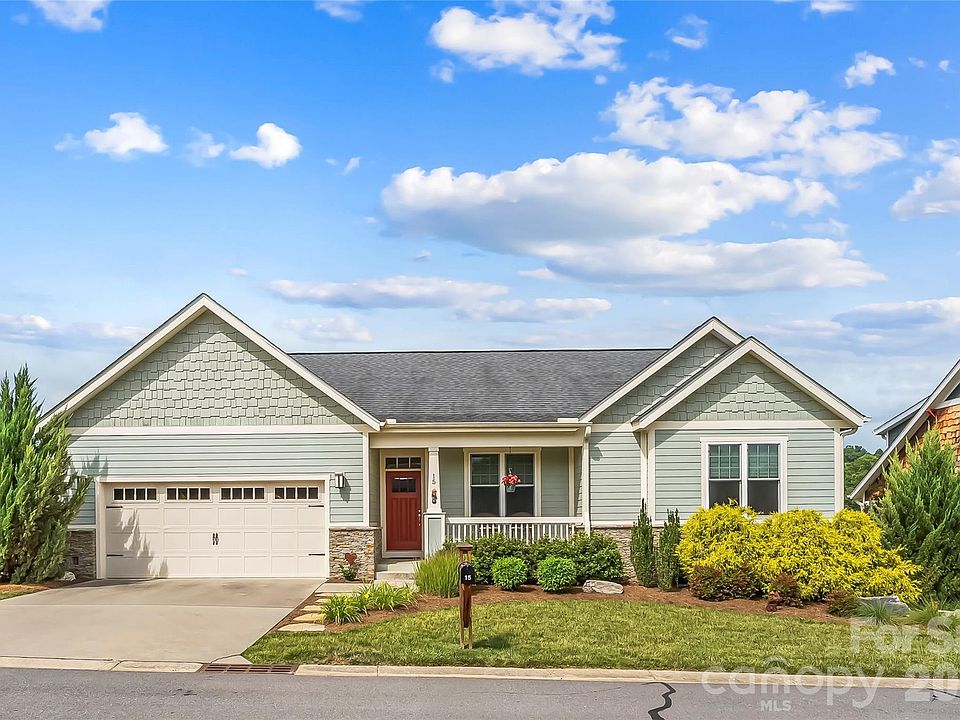1st image of 15 Craftsman View Dr