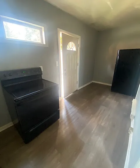 725 McGilvary St #4 — Photo 4