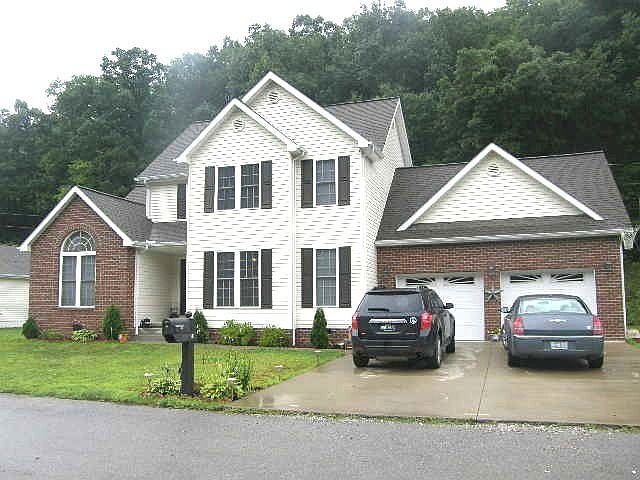 1st image of 39 Alexander Dr