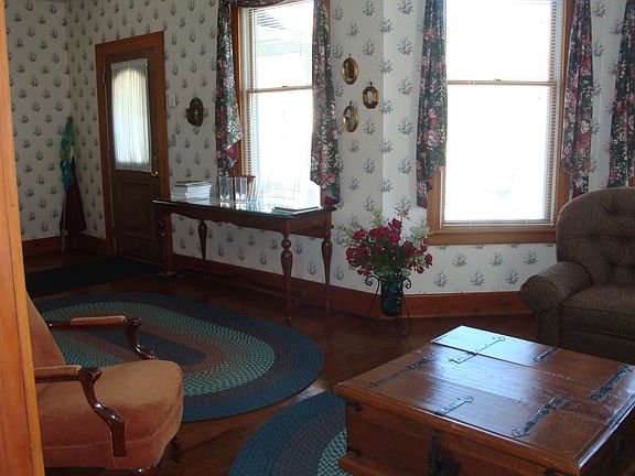 Formal living room