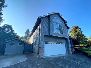 2671 Moon Mountain Dr, Eugene, OR 97403