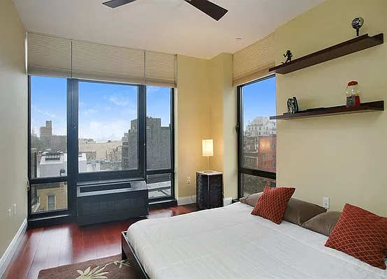 Sold by Warburg | media 16