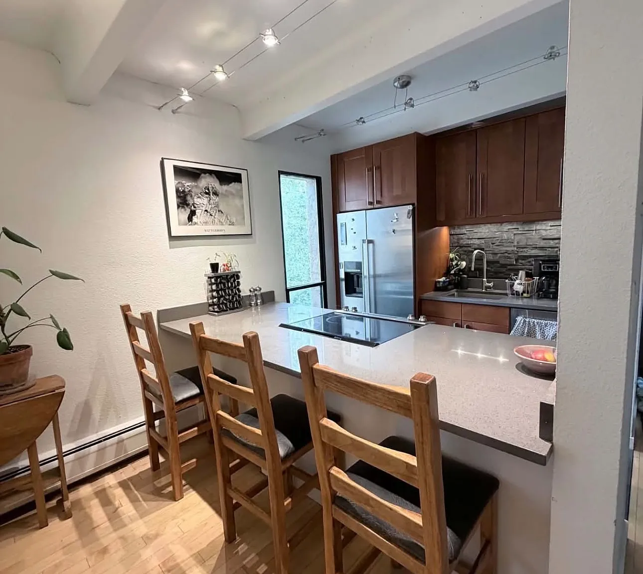 3 bed, 750 sqft, $1,650 — Photo 4