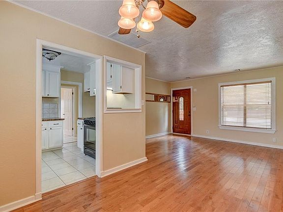 5th image of 9304 Sunnymeade Pl