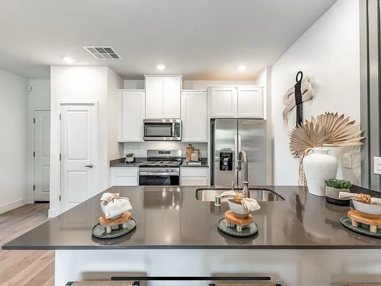 5885 Morgan Horse St — Photo 18