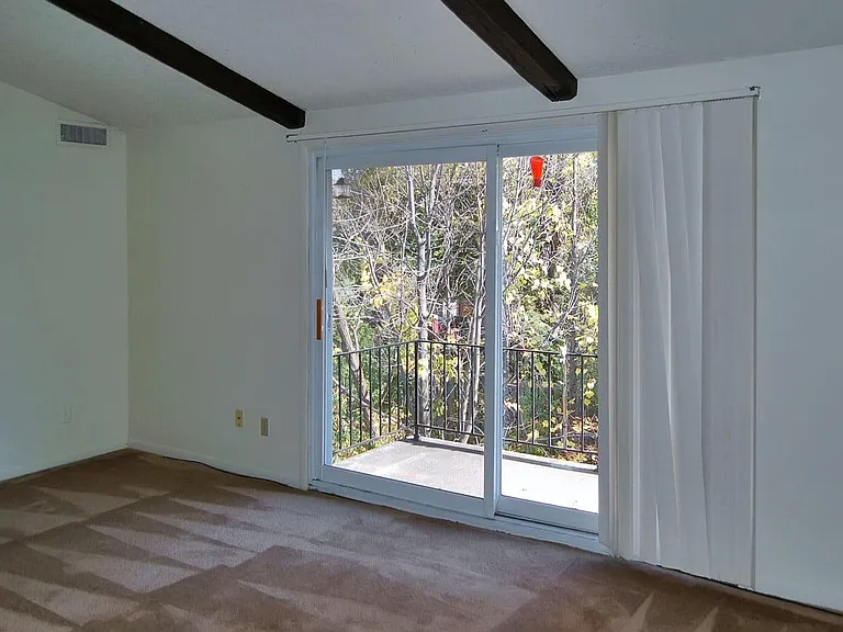 Wynterbrooke Estates — Photo 3