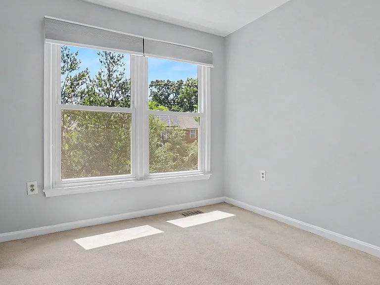 1106 Arcola Ave — Photo 56