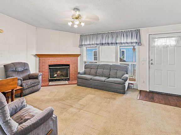 3rd image of 900 W Main St #14