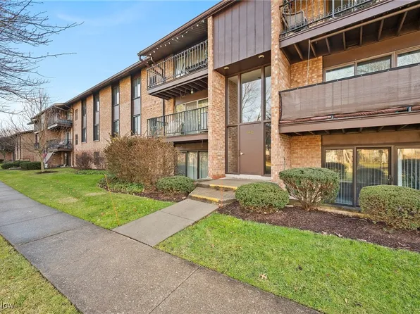 16460 Heather Ln APT 102, Cleveland, OH 44130