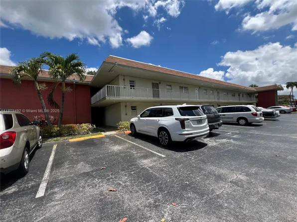 609 S State Road 7 APT 2H, Margate, FL 33068