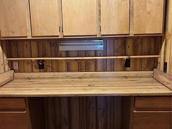 4th image of 568 Robinson Rdg