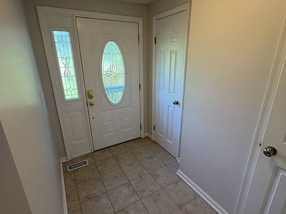 2nd image of 778 Woodlyn Dr S