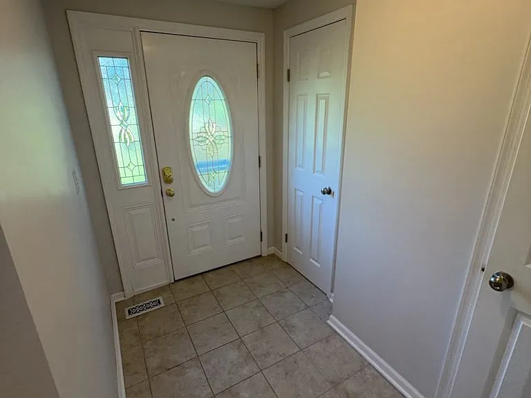 778 Woodlyn Dr S — Photo 2