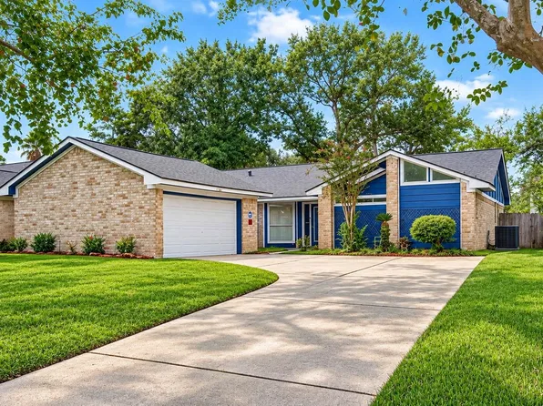 25815 Pepper Ridge Ln, Spring, TX 77373