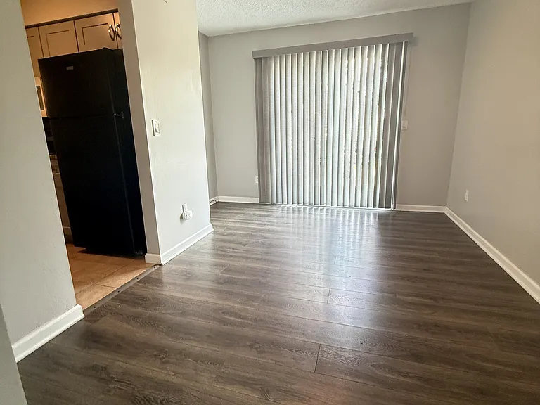 2504 John R Rd #1 — Photo 3