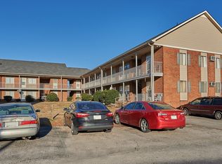 2414 Memorial Blvd APT 10, Springfield, TN 37172
