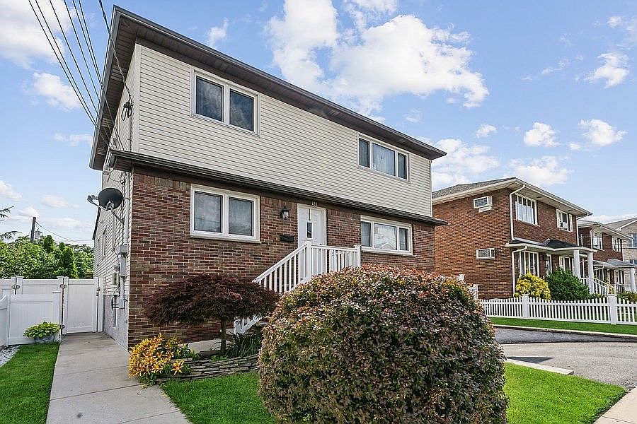 1st image of 128 Sanford Ave