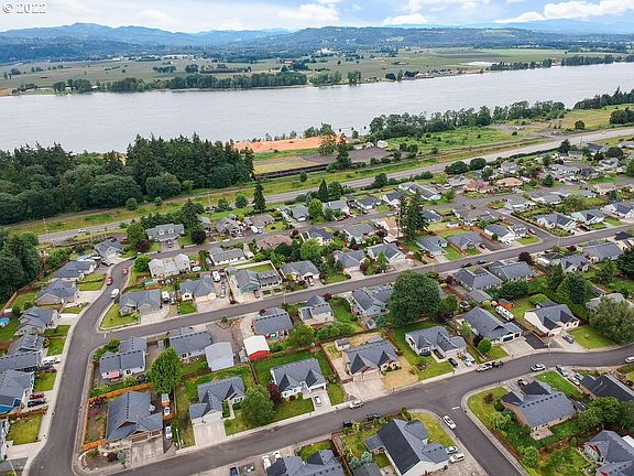 5th image of 3600 Park Dr