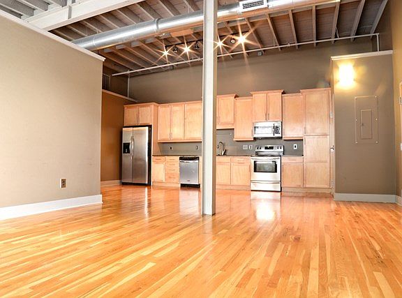 5th image of 211 Johnson Ave