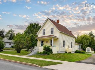 38 Saint Bernard St, Stellarton, NS B2H 5J4