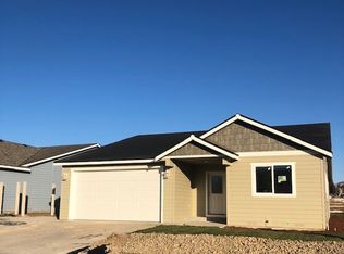 219 Pershing Cir, Wenatchee, WA 98801