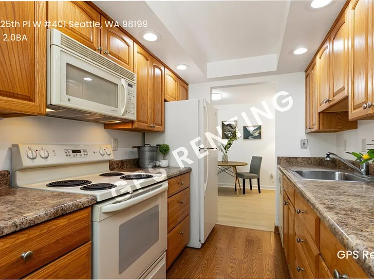 3710 25th Pl W #401 — Photo 17