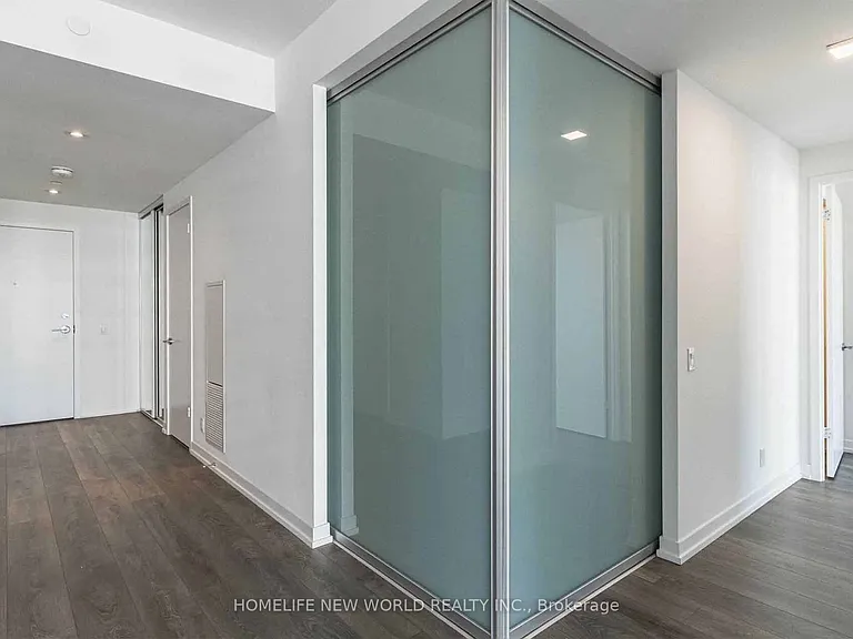 5 Buttermill Ave #5301 — Photo 14