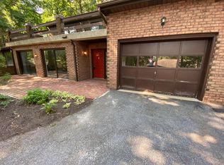 1700 Mountain View Rd APT 16, Harrisburg, PA 17110