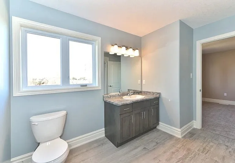 3135 Pincombe Dr — Photo 22