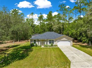 1423 W Hawk Ln, Citrus Springs, FL 34434