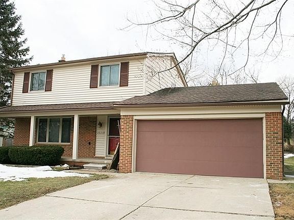 3rd image of 2025 Wiltshire Ct