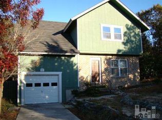 749 Silver Lake Rd, Wilmington, NC 28412