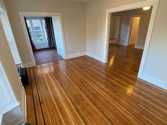 3rd image of 408 W Ormsby Ave APT 3