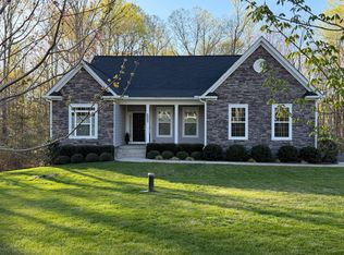 8005 Ashford Dr, Fredericksburg, VA