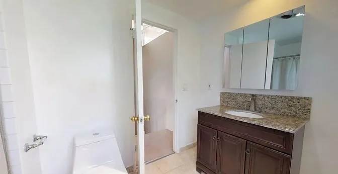 413 N Prospect Ave — Photo 2