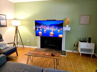807 Flintwood Ct, Raleigh, NC 27609