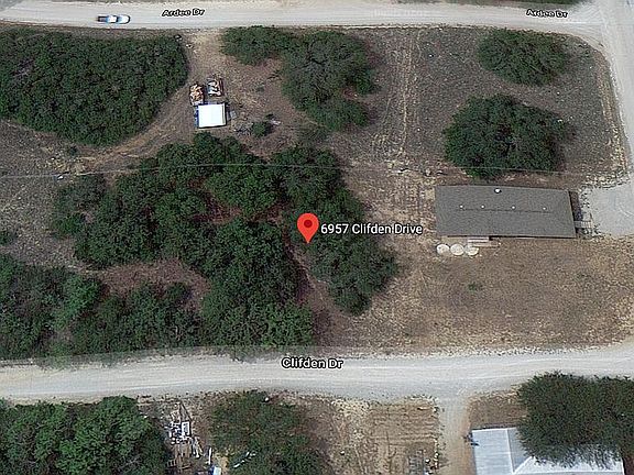 4th image of 6955 Clifden Dr