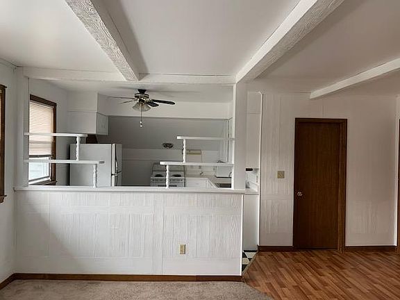 4th image of 44 Fairview Ave #2