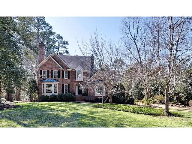 2521 Sanctuary Dr photo 1