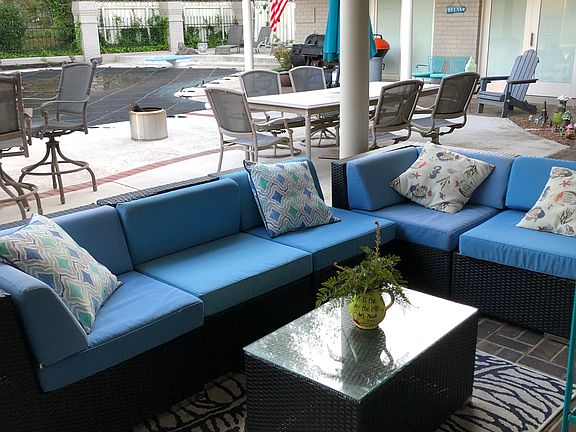 Covered back patio and pool