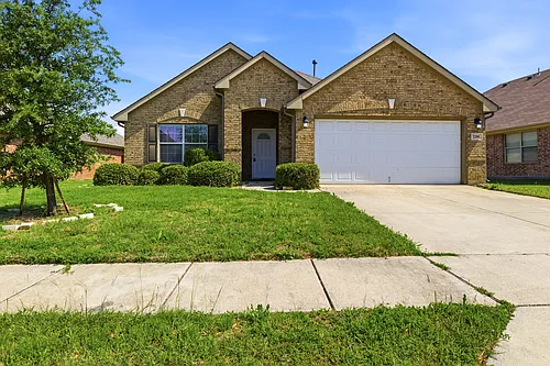 2201 Willow Creek Dr Photo 1
