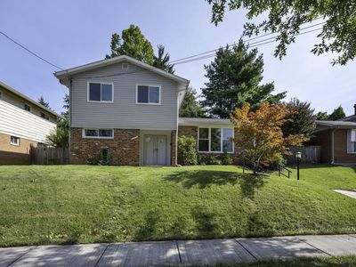 5021 Adrian St, Rockville, MD, 20853