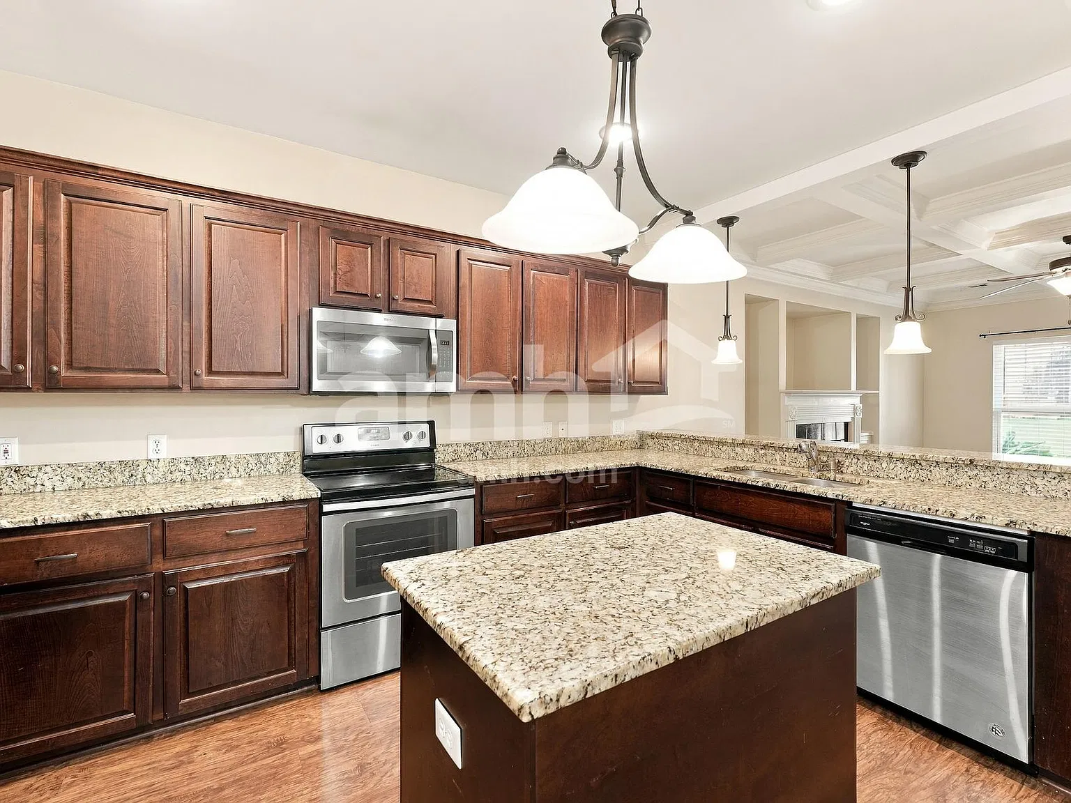 4 bed, 3.5 bath, 2081 sqft, $2,615 — Photo 4