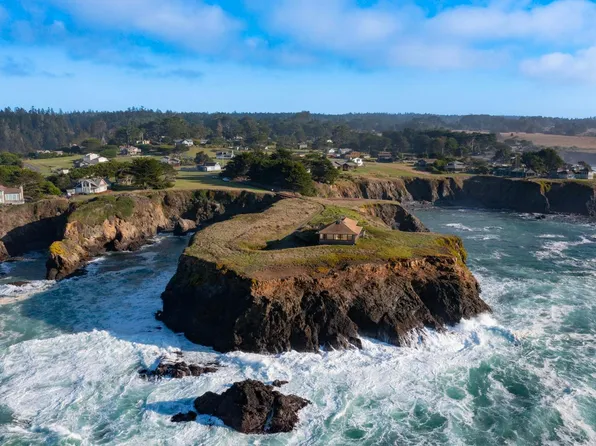 45525 S Caspar Drive, Mendocino, CA 95460