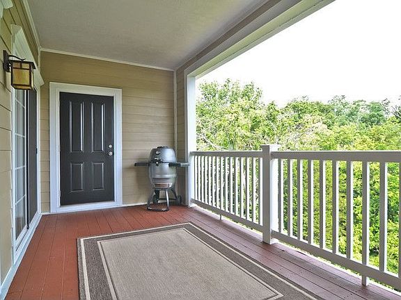 Balcony with storage