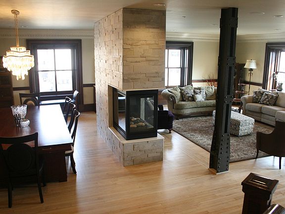 3rd image of 129 N 10th St #Penthouse