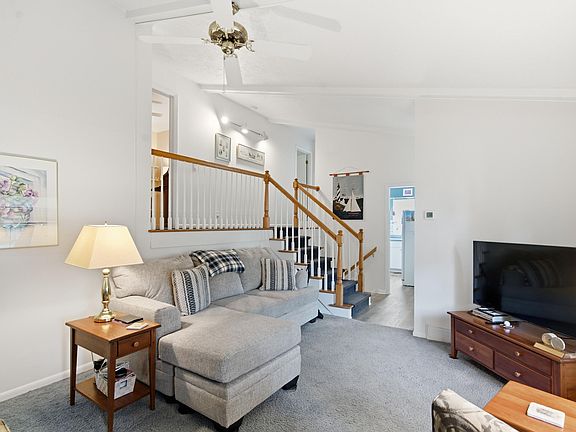 4th image of 6905 Shoreham St