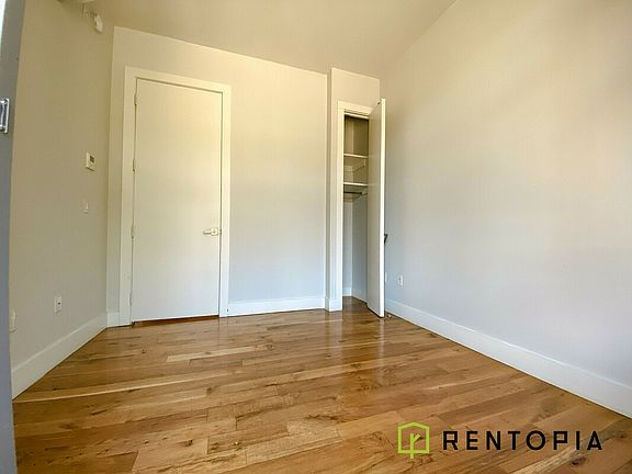 4th image of 1038 Greene Ave #335
