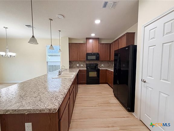 2nd image of 9018 Lonesome Oak Dr